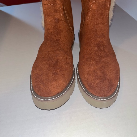 (NWD) Midnight Velvet Cozy Tal Fur Suede WMNS Boots SIZE: 9 - Picture 7 of 14